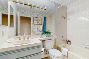 Ένα μπάνιο στο Tennis Lookout +9 φωτογραφίες