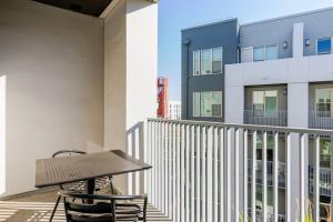 Gallery image of Blueground Milpitas pool nr Ed R Levin Park SFO-2021 in Milpitas