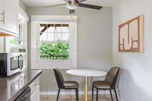 Gallery image of Blueground Downtown North view nr Park SFO-2009 in Palo Alto