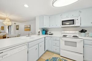 Kuchyň nebo kuchyňský kout v ubytování 2017 Beach Wood