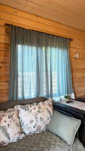 Giường trong phòng chung tại Meidan Oda Holiday Homes