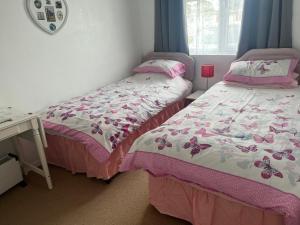 Φωτογραφία από το άλμπουμ του 90 bay view Romney sands parkdene σε New Romney