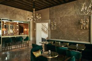Khu vực ghế ngồi tại Hotel Gabrielli Venezia - Starhotels Collezione
