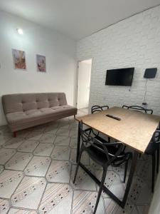 TV a/nebo společenská místnost v ubytování Studios Mattigor - ao lado da Dutra em Caçapava-SP