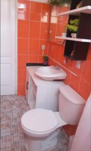 Ένα μπάνιο στο Casa completa, cómoda y céntrica