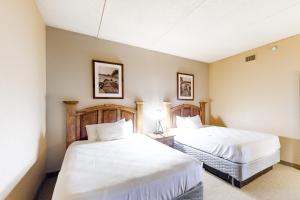 Postel nebo postele na pokoji v ubytování Chula Vista Resort # 2314