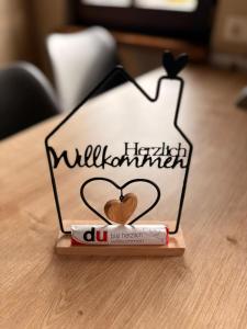 a box with a sign that says happy valentinesimer at Fewo Goldstück in Willingen