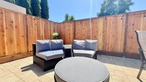 Φωτογραφία από το άλμπουμ του Downtown 2BR Historic Spanish Bungalow, with Parking σε Σαν Χοσέ