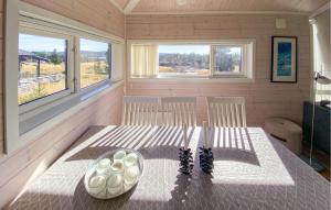 ภาพในคลังภาพของ 3 Bedroom Cozy Home In Sjusjøen ในSjusjøen