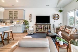 Gallery image of Half Moon Bay Vacation Rental 1 Mile to Beach! in Half Moon Bay