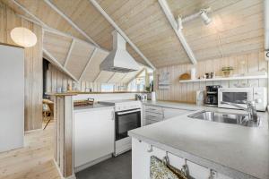 Afbeelding uit fotogalerij van 84275-Ronde-Rypevej-2 in Følle +31 foto's