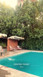 Bazén v ubytování CENTRE POINT JAWAI RESORt nebo v jeho okolí