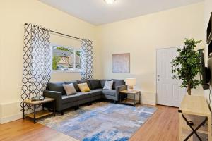 Χώρος καθιστικού στο Ideal Getaway Near Lake Washington & Seattle