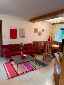 Afbeelding uit fotogalerij van Haus Südsteirische Weinstrasse 