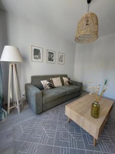 Χώρος καθιστικού στο Appartement T3 75 m2 3 chambres, balcon, Aix les Bains