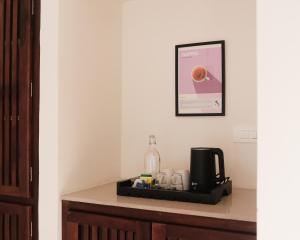 Παροχές για τσάι/καφέ στο Bay Village Inn