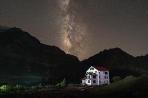 Gallery image of Tinan Khar in Gondla