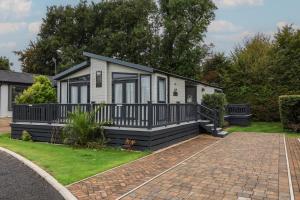 Bygningen som feriehuset ligger i