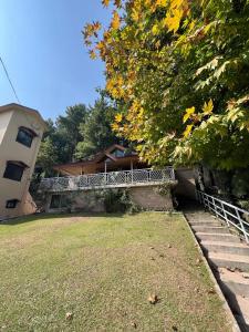 Zahrada ubytování Cozy 2 Bedroom Mountain Villa