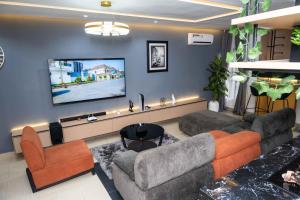 Billede fra billedgalleriet på lusso Court i Agidingbi