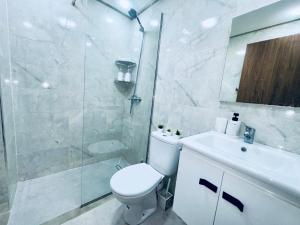 Koupelna v ubytování Dar Najat - 5 min Grand Stade - 10 min Aéroport