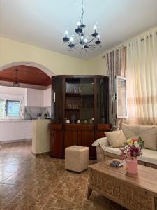 Una cocina o cocineta en Central Nest Vlore