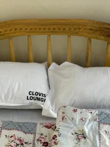Katil atau katil-katil dalam bilik di Clovis Lounge