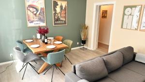 Χώρος καθιστικού στο 59m2 Aarhus Lejlighed i Gadeplan med Parkering lige udenfor