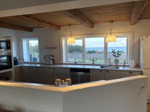 Kuchyň nebo kuchyňský kout v ubytování Holiday Home Elida - 400m from the sea by Interhome + 16 fotografií