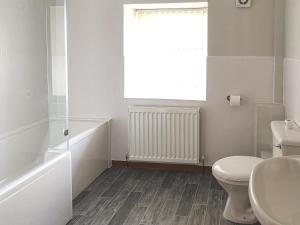 Koupelna v ubytování Seacrest Cottage - Uk35816 + 3 fotografie