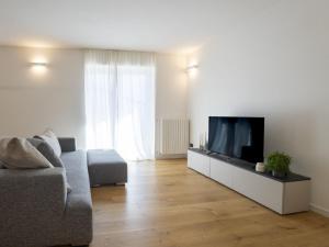 TV a/nebo společenská místnost v ubytování Holiday Home Civico 16 Garden Home by Interhome + 38 fotografií