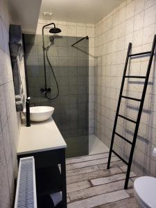 Koupelna v ubytování Coral Sunset + 7 fotografií