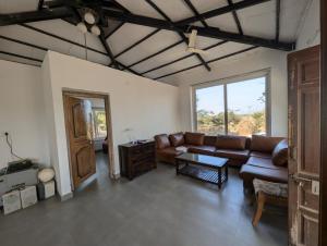 Χώρος καθιστικού στο Lakescape Cottage
