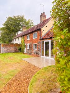 En have udenfor Hainford Cottage