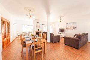 Χώρος καθιστικού στο Villa Sunny Joy by Algarve Vacation