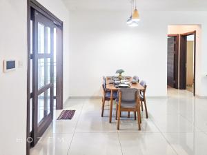 Fotografie z fotogalerie ubytování 3BR3B Hozem JB1901 Apartment Forest City v destinaci Gelang Patah