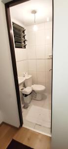 Koupelna v ubytování Único, Selecto y precioso departamento Ave Paraíso