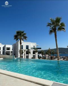 Swimmingpoolen hos eller tæt på Primosten Resort Sunhill Deluxe Apartment Maya