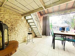 Μπαλκόνι ή βεράντα στο Love Room CHARME et PLAISIRS
