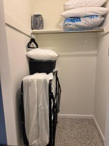 Imagen de la galería de EBBTIDE INN, en St Pete Beach