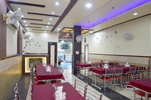 Nhà hàng/khu ăn uống khác tại Hotel O Reyansh Galaxy