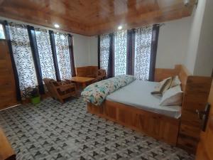 Afbeelding uit fotogalerij van The Nature Villa Kalpa in Chini