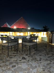 Galeriebild der Unterkunft El Khalil Pyramids View Inn in Kairo