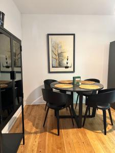 Fotografie z fotogalerie ubytování Komfortable Stadtwohnung mit Terrasse v destinaci Flensburg