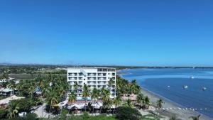 ナンディにあるWyndham Garden Wailoaloa Beach Fijiのギャラリーの写真