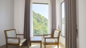 Foto dalla galleria di Paradise Elite Cat Ba - Managed by H&E Hospitality a Cat Ba