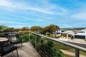 Φυσικό τοπίο κοντά σε αυτή η παραθεριστική κατοικία +23 φωτογραφίες