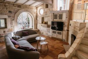 Χώρος καθιστικού στο Family Home With Pool Near Lake Salagou