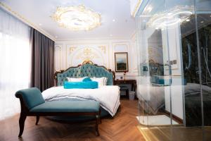 Ένα ή περισσότερα κρεβάτια σε δωμάτιο στο Luxury Hotel - Số 3 , Ngõ 12 Nguyễn Khiêm Ích , Trâu Quỳ , Gia Lâm , Hà Nội