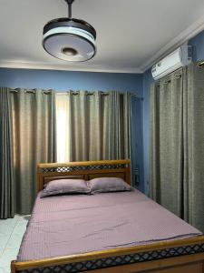 Imagen de la galería de Your Home Away From Home, With Peace of Mind, en Kweman